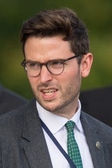 Asistente real que hizo un reclamo de intimidación contra Meghan Markle dejando el servicio del duque y la duquesa de Cambridge