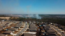 Arden enormes incendios forestales en noroeste de Florida