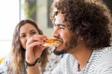 ¿Cuántas recetas nuevas prueban los estadounidenses al mes?