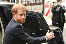 ¿Por qué el príncipe Harry está demandando a la prensa británica?