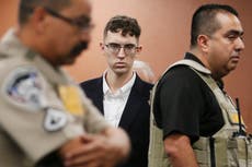Cómo EEUU recomendó castigos distintos en masacres de un Walmart en Texas y sinagoga en Pittsburgh