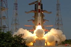 India lanza sonda para estudiar el Sol tras exitoso aterrizaje en el polo sur de la Luna