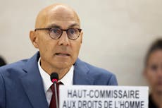 Jefe de derechos de la ONU pide cautela con políticos que "nos arrojan purpurina a los ojos"
