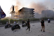 Al menos 19 muertos en un aparente ataque israelí a una mezquita en el centro de Gaza