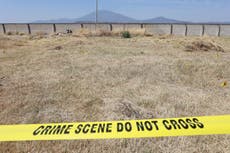 Familiares objetan manejo del caso de rancho en el occidente de México: "no entramos a ver un museo"