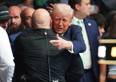 Trump recibe una ovación de pie al llegar a un evento de la UFC en Miami