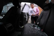 Familia denuncia detención violenta de solicitante de asilo a manos de ICE
